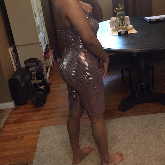 Pink metallic Romper - Picture 3 of 4